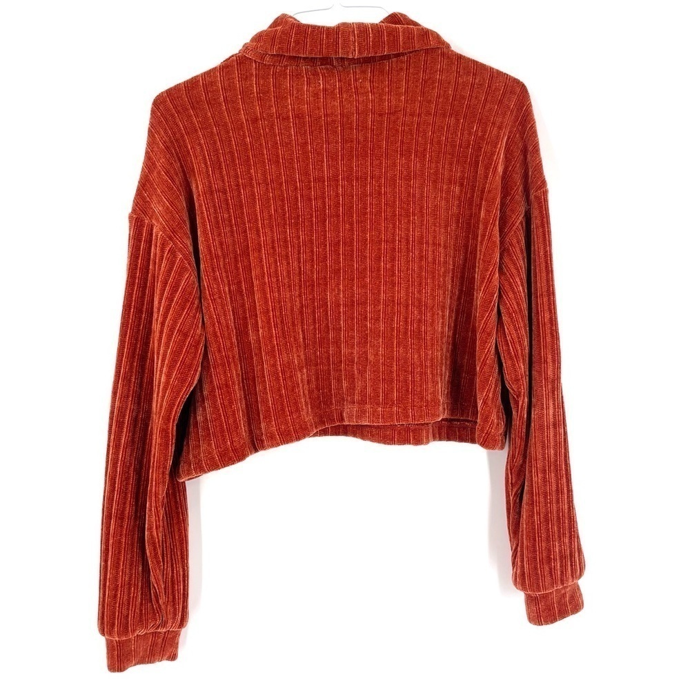 Altar'd State Cropped Chunky Crop Turtle Neck Burnt Orange Fall Sweater - Picture 5 of 7
